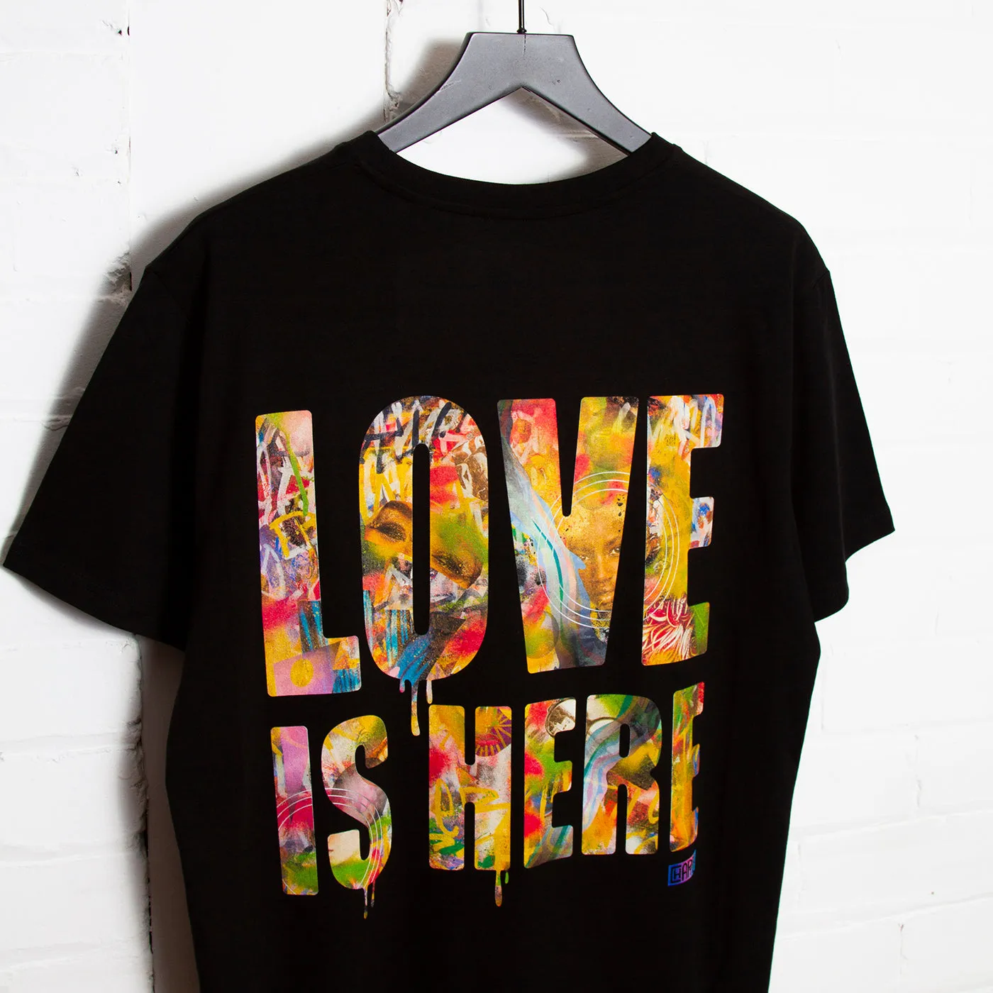 Love Is Here Back Print - Tshirt - Black